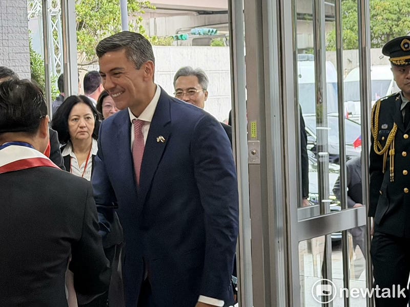  巴拉圭共和國總統貝尼亞（Santiago Peña）赴台科大。 圖：高逸帆／攝 