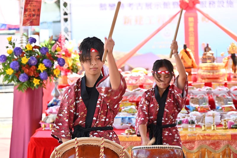 墾丁國小鵝鑾分校極太鼓隊表演。&nbsp;&nbsp;&nbsp;圖：國家公園署提供