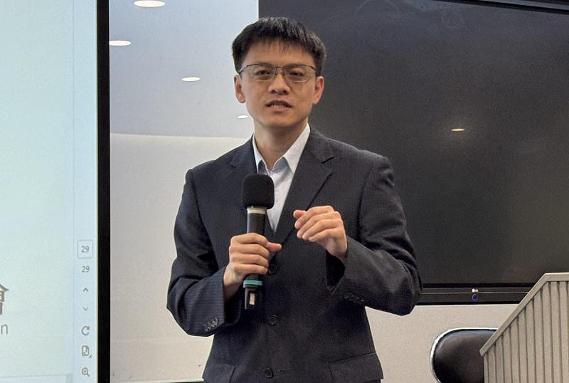 東吳政治系副教授陳方隅&nbsp;&nbsp;&nbsp;圖：林朝億/攝