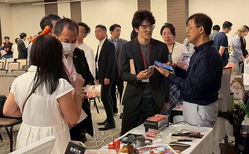 招商交流會現場氣氛熱絡。&nbsp;&nbsp;&nbsp;圖：高雄市經發局/提供