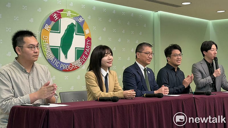  民進黨舉辦「2026國務青旗艦營_你的民主You need 民主」宣傳記者會。 圖：高逸帆／攝 