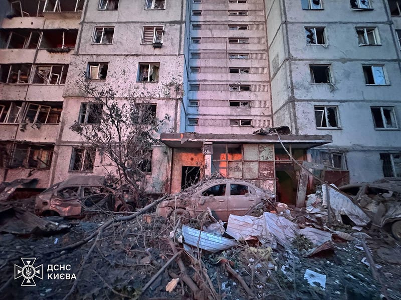 俄羅斯近日再度對烏克蘭發動大規模空襲，首都基輔（Kyiv）、哈爾科夫（Kharkiv）、第聶伯羅（Dnipro）及卡米揚斯凱（Kamianske）等城市均遭攻擊，造成重大人員傷亡與基礎設施損毀。&nbsp;&nbsp;&nbsp;圖：翻攝自 X Volodymyr Zelenskyy 