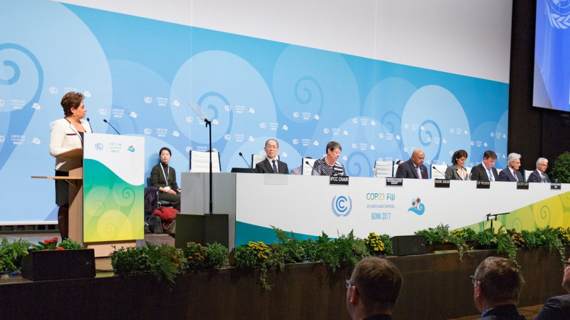 全球氣候會議正在德國波昂舉行，近200個國家派代表參加，圖左為聯合國氣候變遷會議執行秘書Patricia Espinosa C.。   圖：翻攝Patricia Espinosa C.推特