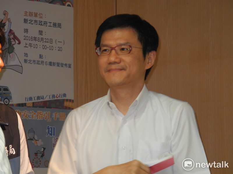 新北市府發言人張其強上午回應段宜康記者會，表示會協助被害人爭取應有權益及國賠。   圖：王峻昌/攝