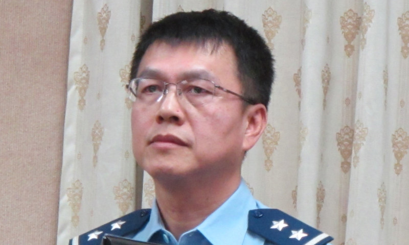 空軍參謀長鄭榮豐9日備詢表示，幻象2千以現在的飛行時數，還可以服役十年；但以後就必須進行提升性能。   圖：林朝億/攝