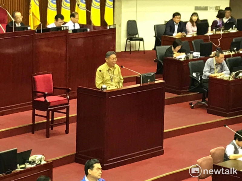 對於前台北市法務局長楊芳玲辭職原因，台北市長柯文哲今（9）日透露，大巨蛋仲裁案讓他非常憤怒。   圖：周煊惠 / 攝