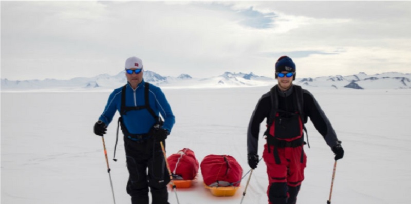 經驗豐富的探險家史萬與他23歲的兒子巴尼只依賴綠色能源，將在15日挑戰遠征南極點。   圖：翻攝power-technology網站
