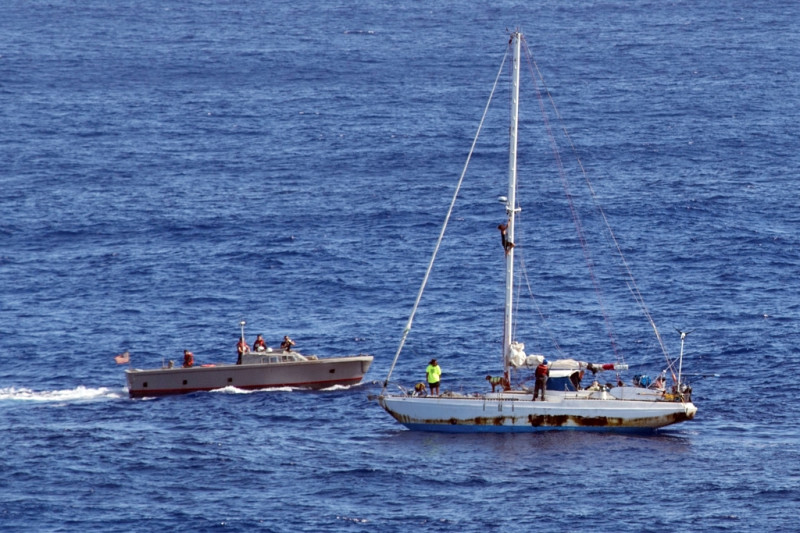 台籍漁船日前在海上搭救漂流5個月的兩名美國女子，但卻遭兩人反控漁船企圖謀殺她們。   圖 : 達志影像/美聯社