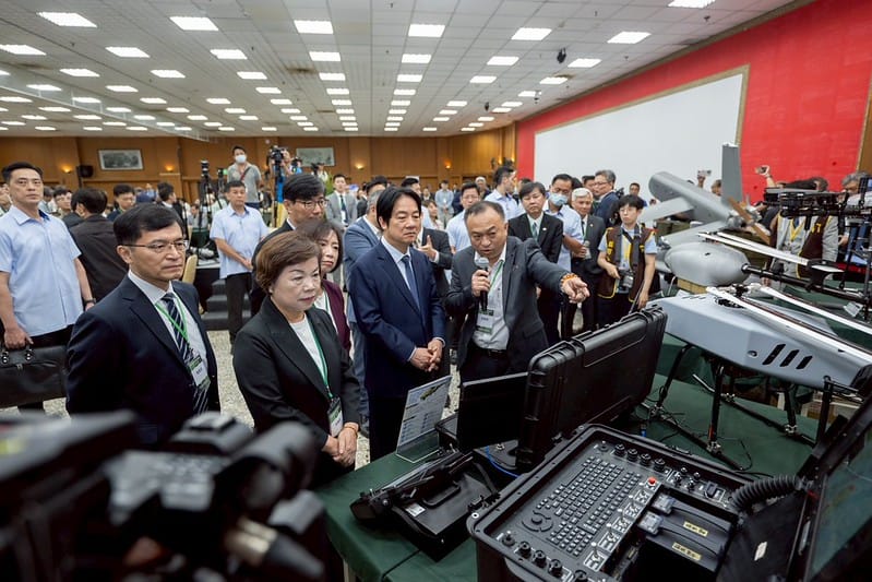 賴清德出席「台灣卓越無人機海外商機聯盟大會師」。 圖:總統府提供 賴清德出席「台灣卓越無人機海外商機聯盟大會師」。 圖:總統府提供