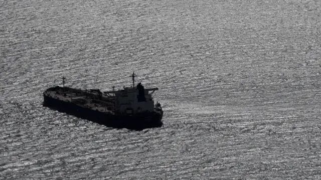 為了阻止俄羅斯繼續利用「影子艦隊」船隻販售能源、換取戰爭資金，烏克蘭近期向國際海事組織寄送公開信，呼籲將相關船隻列為軍事打擊的目標。&nbsp;&nbsp;&nbsp;圖：翻攝自 @jurgen_nauditt X 帳號