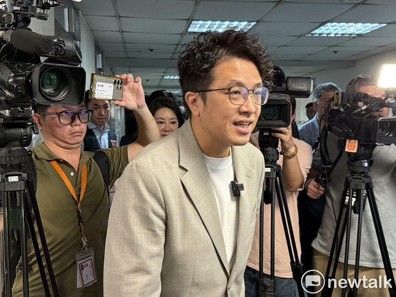  民進黨台北市長參選人沈伯洋。 圖：高逸帆／攝 