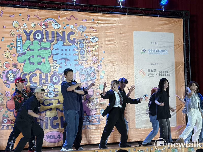 李洋、吳沛憶、林楚茵挑戰Michael Jackson 經典歌曲《Beat It》舞步&nbsp;&nbsp;&nbsp;圖：高逸帆／攝
