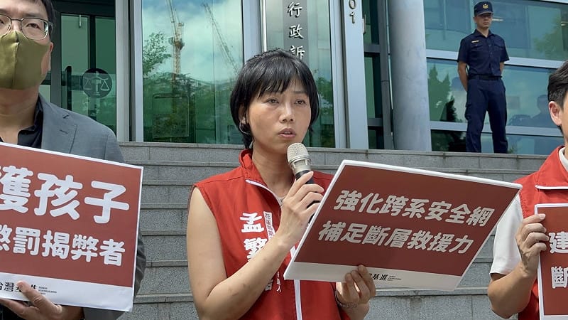 花蓮縣禪光育幼院時任院長、台灣基進花蓮縣第三選區議員參選人孟繁嘉。&nbsp;&nbsp;&nbsp;圖：台灣基進 提供