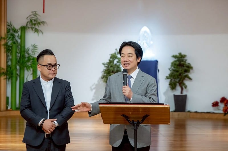 賴清德前往基隆參訪,童子瑋陪同。 圖:總統府提供 賴清德前往基隆參訪,童子瑋陪同。 圖:總統府提供