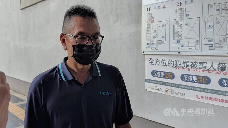 中聯油品案持續偵辦中，台中地檢署日前聲押禁見中聯油脂總經理余凌冲（圖），台中地院一度裁定以新台幣2000萬元交保，經檢方抗告後被發回更裁，17日重開羈押庭，余凌冲下午出庭。中央社記者蘇木春攝　115年7月17日&nbsp;&nbsp;&nbsp;