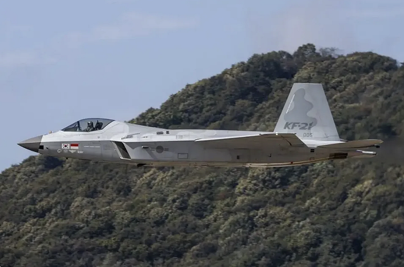 KF-21「獵鷹」(Boramae)戰機。 圖:翻攝自 鼎盛沙龍 KF-21「獵鷹」(Boramae)戰機。 圖:翻攝自 鼎盛沙龍