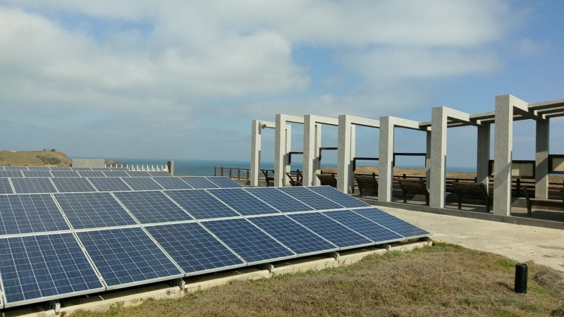 待淒美微電網完成建置，全年太陽光電發電量可達48萬度，綠能發電達6.4%。   圖：台電提供