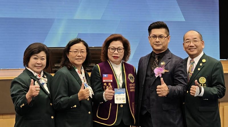 國際獅子會300E-2區總監葉金淑(中)。&nbsp;&nbsp;&nbsp;圖：50淨零解方聯盟協會／提供