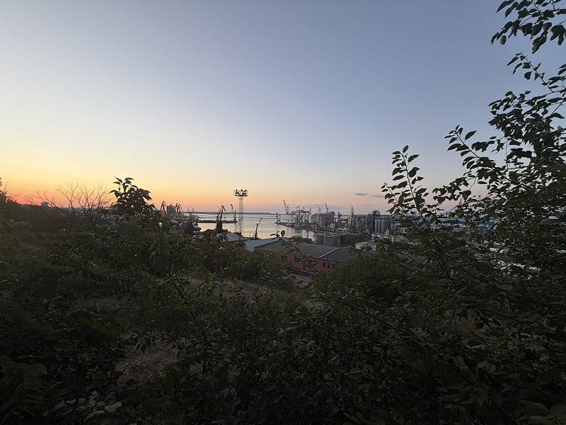 伊朗據報曾考慮向烏克蘭黑海港口發射彈道飛彈，以回應烏軍攻擊涉及伊俄軍事供應鏈的船隻事件。&nbsp;&nbsp;&nbsp;圖：翻攝自 X @WorldAffairsPro