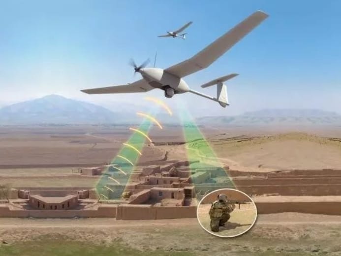  雷射充電型洛馬潛行者無人機應用示意圖。 圖 : 翻攝自新浪軍事 