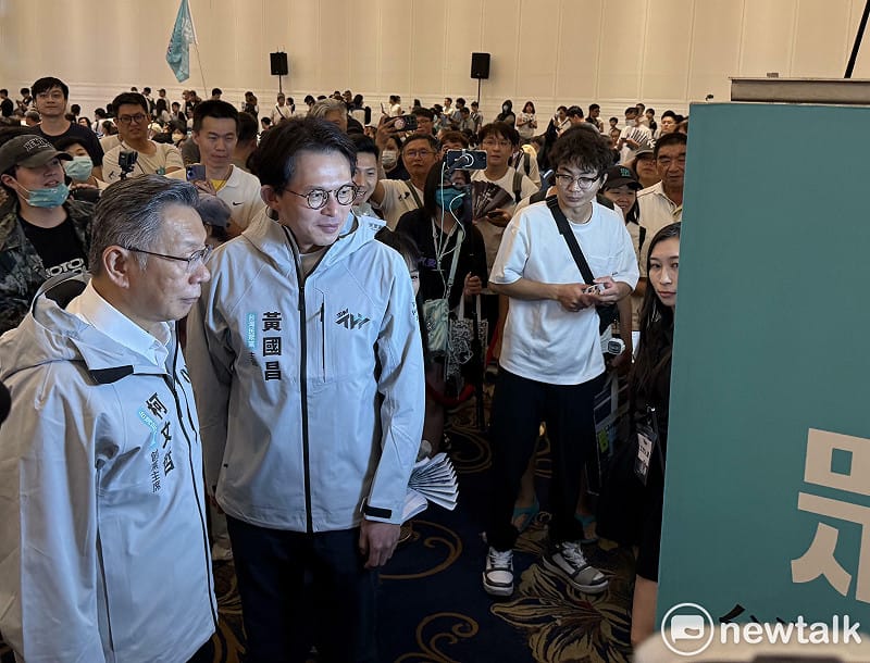 民眾黨創黨主席柯文哲、黨主席黃國昌。&nbsp;&nbsp;&nbsp;圖：周煊惠 / 攝