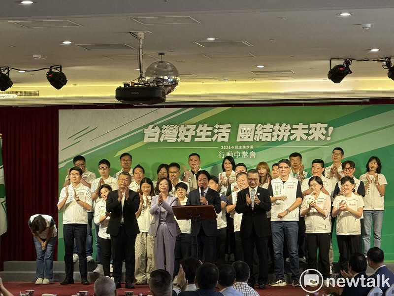  民進黨首場行動中常會在台中。 圖：高逸帆／攝 