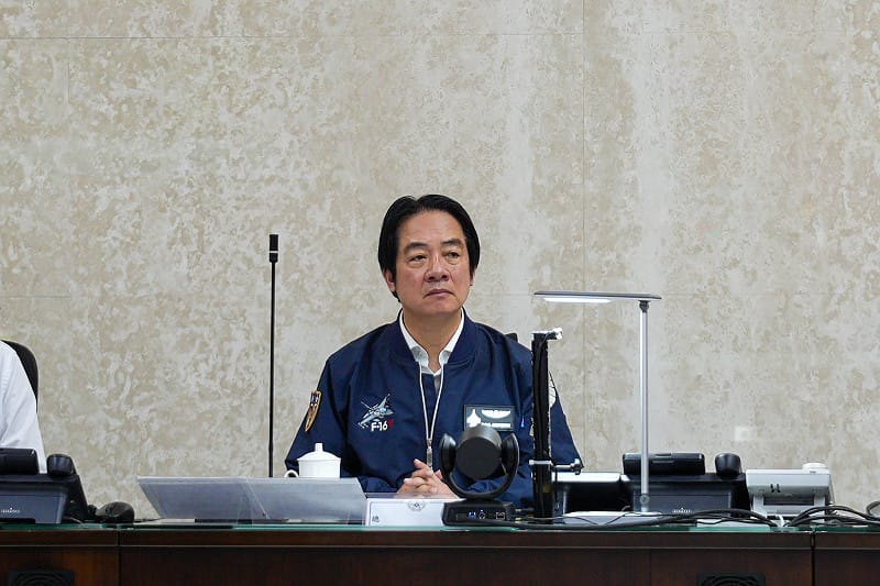 吳子嘉：若總統賴清德持續為民進黨徵召的參選人背書站台，恐怕會引發全台連鎖反應，最終導致綠營「一屍五命」。 圖：總統府/提供 