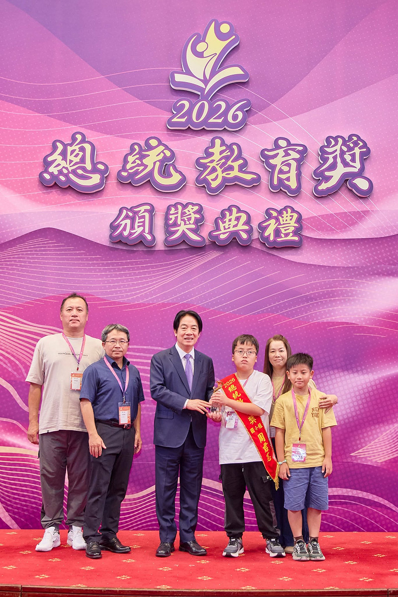 偏鄉孩子無限的潛能與希望！宅港國小學生周君憲榮獲2026總統教育獎，接受賴清德總統接見與表揚。&nbsp;&nbsp;&nbsp;圖：宅港國小提供