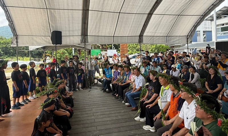 高雄日光小林社區舉行全台首座社區型低碳農場揭牌儀式。&nbsp;&nbsp;&nbsp;圖：蓋婭智壤科技／提供