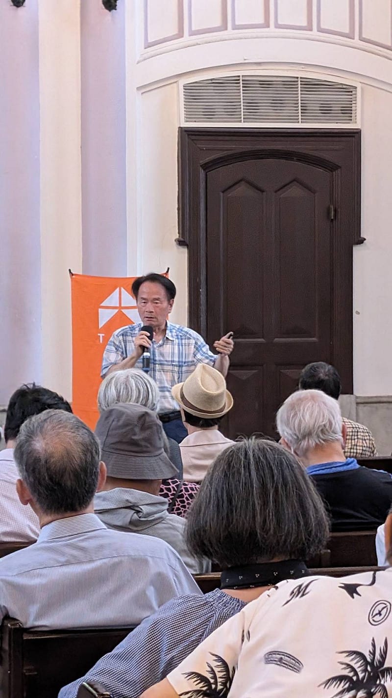 台灣教授協會舉行《被出賣的台灣》經典譯校版新書發表會，國史館長陳儀深講述重譯的過程與意義。&nbsp;&nbsp;&nbsp;台教會提供