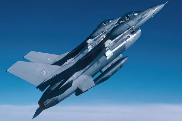 巴基斯坦F-16戰機升空。&nbsp;&nbsp;&nbsp;圖 : 翻攝自零度Military