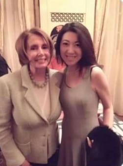 傳出是中國女間諜的方芳與美國重量級國會議員合影。&nbsp;&nbsp;&nbsp;圖 : 翻攝自 X / 黑夜裡的一盞小燈