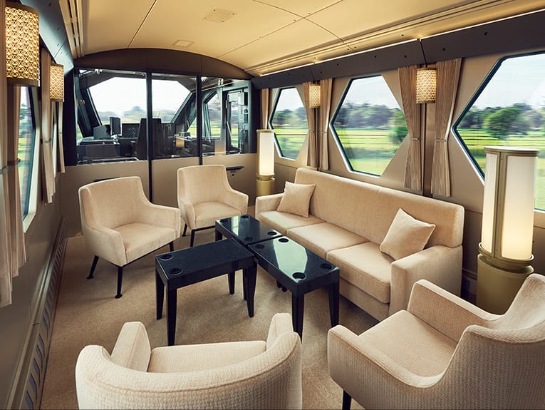 東武鐵道豪華觀光列車「SPACIA X」S級客艙套房 Cockpit Suite。 圖:翻攝自東武鐵道官網 東武鐵道豪華觀光列車「SPACIA X」S級客艙套房 Cockpit Suite。 圖:翻攝自東武鐵道官網