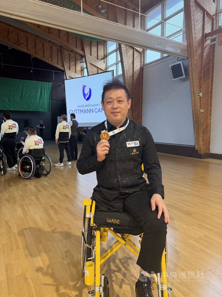 台灣選手鄭瑋德於芬蘭世界展能古特曼運動會司諾克項目表現出色，順利摘下一面銅牌。中央社記者巫祈麟赫爾辛基攝　115年8月21日&nbsp;&nbsp;&nbsp;