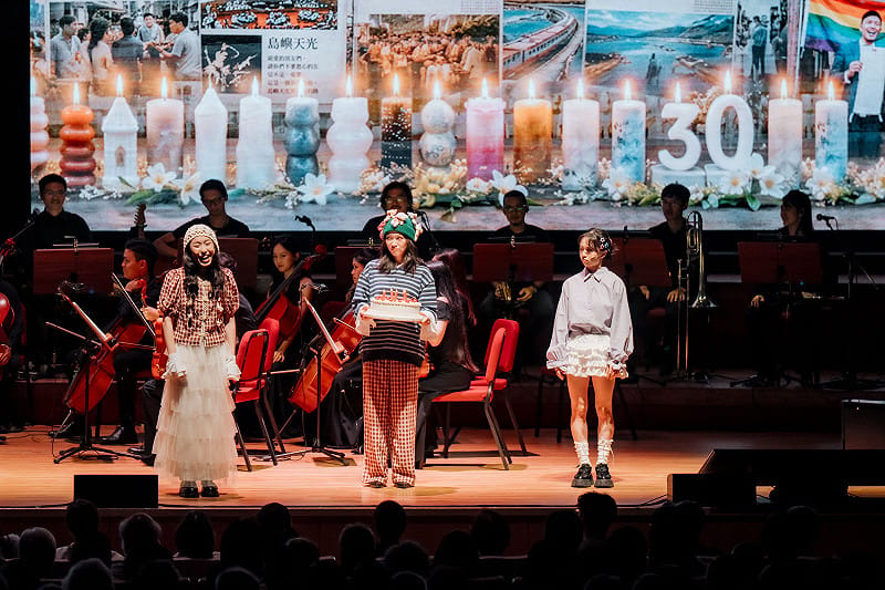 音樂會以四大樂章串聯16首經典歌曲，融合爵士、古典及電子音樂，帶領觀眾走過台灣30年來的土地記憶與民主歷程。&nbsp;&nbsp;&nbsp;圖：李登輝基金會提供