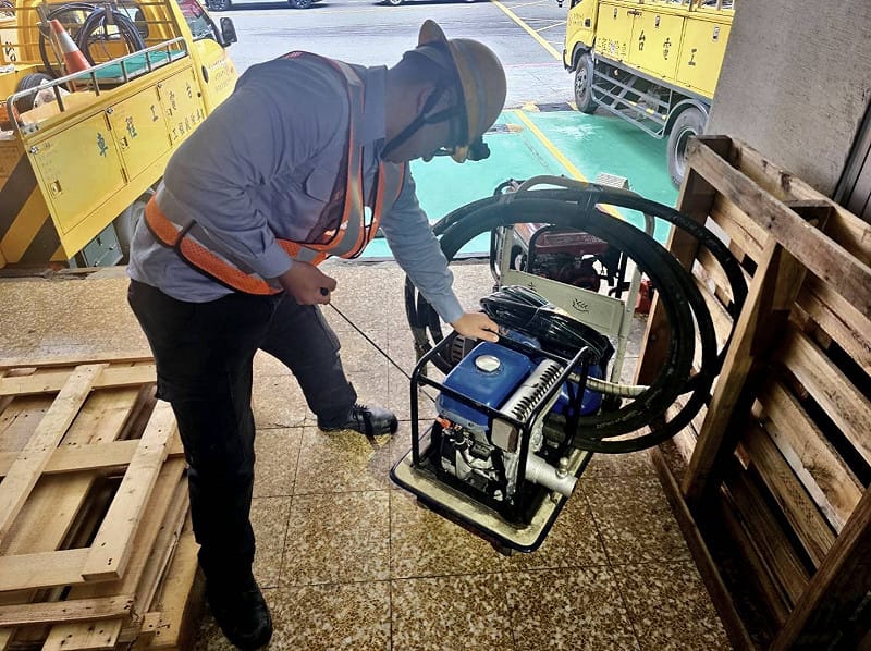 因應沙德爾颱風持續朝台灣西北方向接近，台電已動員人力落實防災設備及備料盤點。&nbsp;&nbsp;&nbsp;圖：台電提供