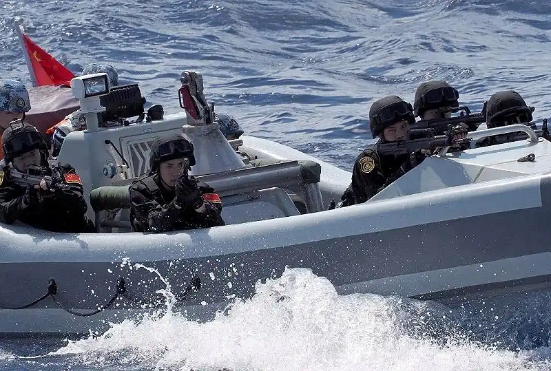 即使中國投入三個海軍陸戰旅，國軍仍有足夠時間調集多個機械化步兵旅、裝甲旅、海軍陸戰隊及砲兵部隊增援。 圖:翻攝自百度