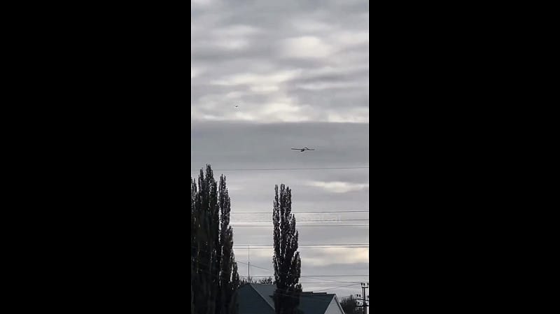 烏軍近期持續針對前線俄軍目標發起反攻，並多次使用無人機襲擊俄羅斯國內的各項目標。&nbsp;&nbsp;&nbsp;圖：擷取自 @bayraktar_1love X 帳號
