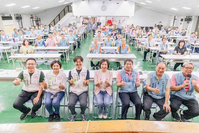 何欣純與工會幹部交流座談。&nbsp;&nbsp;&nbsp;圖：何欣純競辦/提供