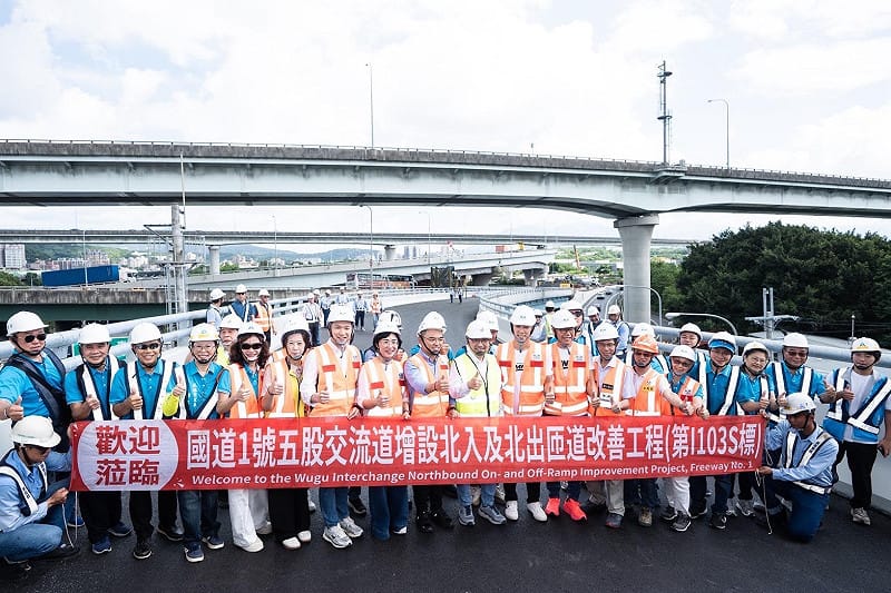 新北市長候選人、立法委員蘇巧慧今（29）日與新北市議員李宇翔出席「國道1號五股交流道改善工程」與「國道1號林口交流道改善工程」視察行程，兩項工程由中央挹注80億元經費。&nbsp;&nbsp;&nbsp;圖：蘇巧慧競選辦公室提供