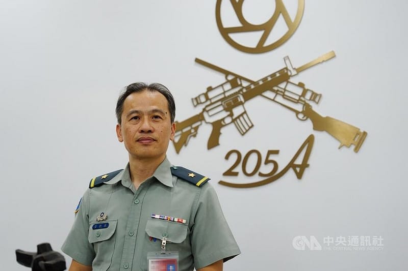 軍備局第205廠去年9月自高雄市區搬遷至高雄大樹，廠長黃教展少將（圖）指出，此次搬遷朝自動化改建，改善舊有設施維安風險，提升效率與安全。中央社記者游凱翔攝 115年8月30日&nbsp;&nbsp;&nbsp;