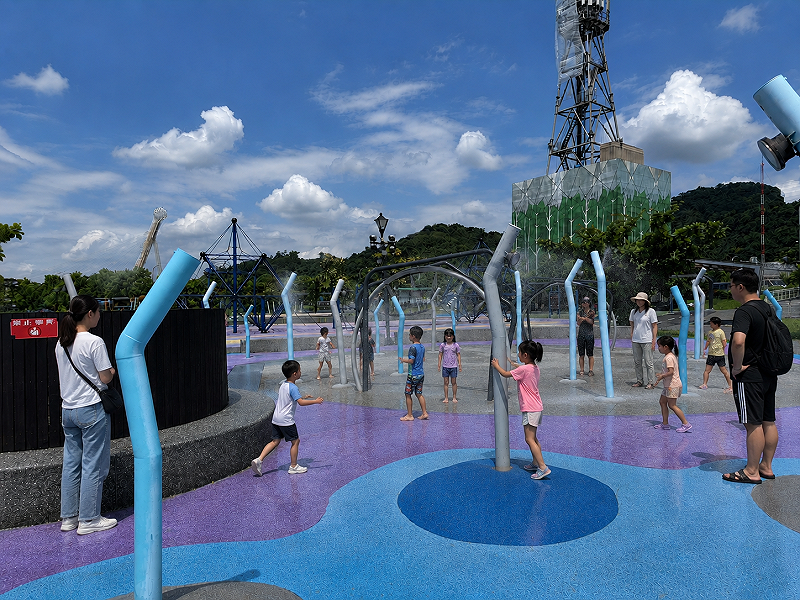 星際公園水星戲水區好清涼。&nbsp;&nbsp;&nbsp;圖：新北市政府水利局／提供