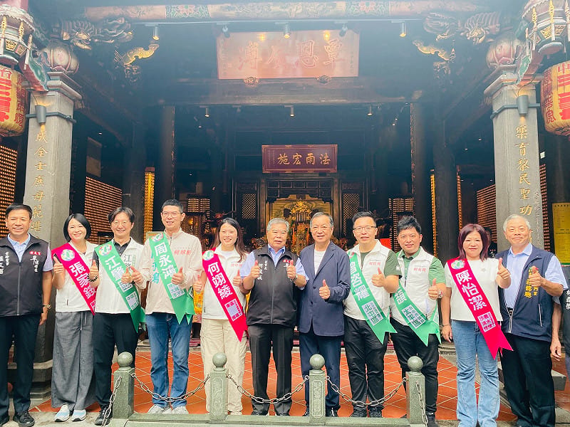 「正派台中隊」市議員參選人從樂成宮出發。&nbsp;&nbsp;&nbsp;圖：台中市議員張家銨/提供