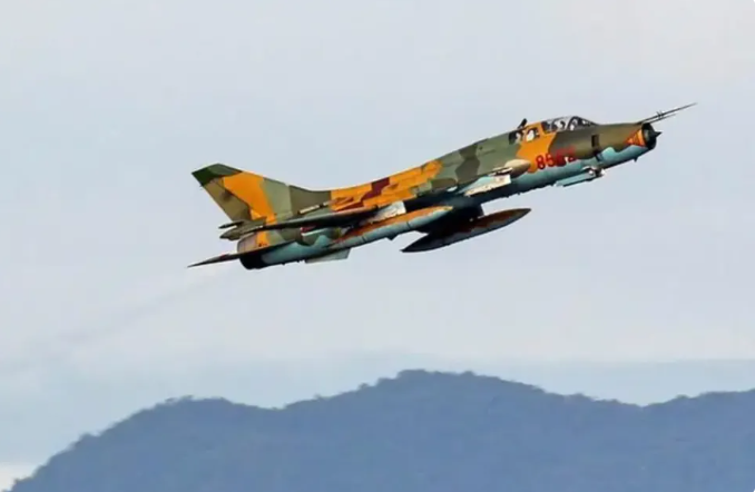 越南空軍裝備的蘇-22戰鬥轟炸機。 圖:翻攝自澎湃新聞