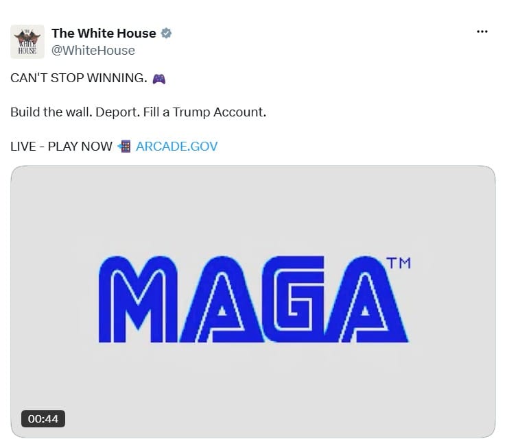 白宮展示仿照知名遊戲公司SEGA標誌所設計的「MAGA」標誌。&nbsp;&nbsp;&nbsp;圖：取自X@WhiteHouse