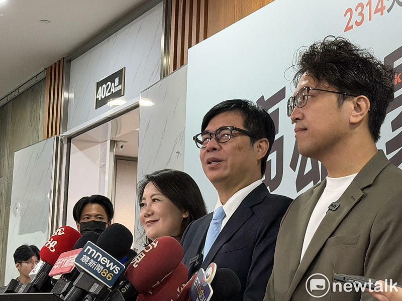  陳其邁、沈伯洋、吳思瑤共同受訪。 圖：高逸帆／攝 