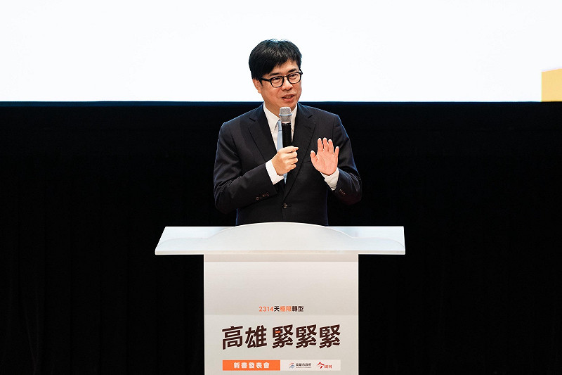陳其邁表示，高雄是他「一生懸命」的地方，也是共同的故鄉，這6年是他從政以來最辛苦、最忙碌，卻也是最甜美的時光。&nbsp;&nbsp;&nbsp;圖：高雄市政府／提供