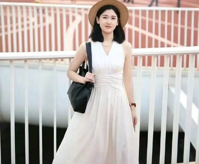 現年 24 歲的安徽女性李雷陽在碩士畢業後成功考取公職，但卻在被分配到吉隆口岸上班的第 4 天就遭遇洪災死亡。&nbsp;&nbsp;&nbsp;圖：翻攝自 @Jam79922967 X 帳號