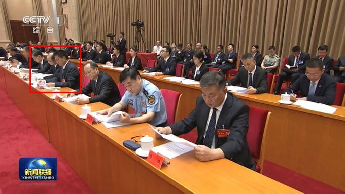 由於此次肖培、傅奎是被「中央決定」免職，與過去多位被「中央批准」去職的官員存在巨大的差異，網友認為此次職務更動可能牽扯中紀委未來的人事布局，且可能與中南海高層的內鬥有關。&nbsp;&nbsp;&nbsp;圖：翻攝自 @cnpoliwatch X 帳號