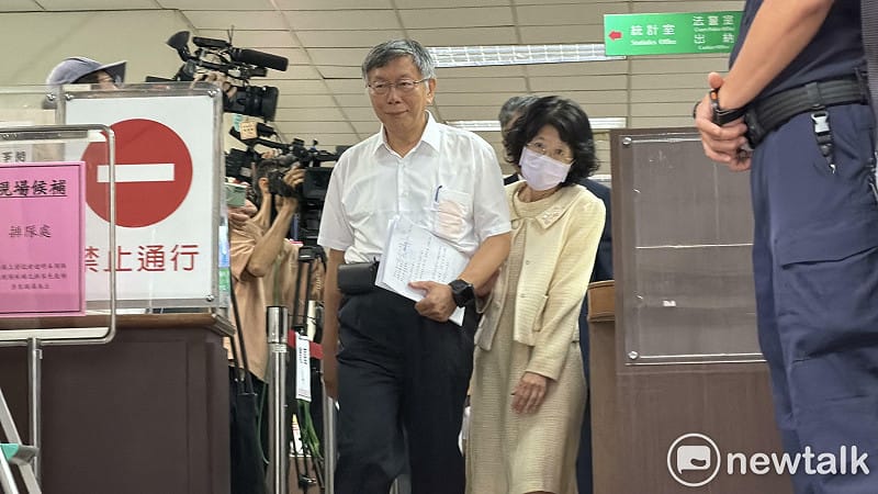 民眾黨創黨主席柯文哲、妻子陳佩琪。&nbsp;&nbsp;&nbsp;圖：周煊惠 / 攝